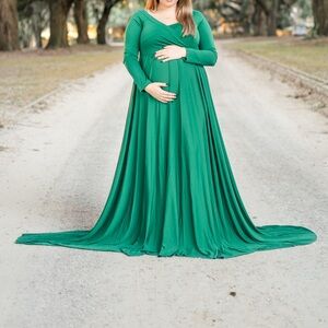 Elegant Green Maternity Gown